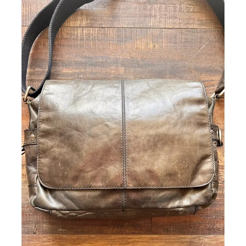 Fossil Leather Messenger Bag Green Distressed Flap Crossbody Laptop Satchel